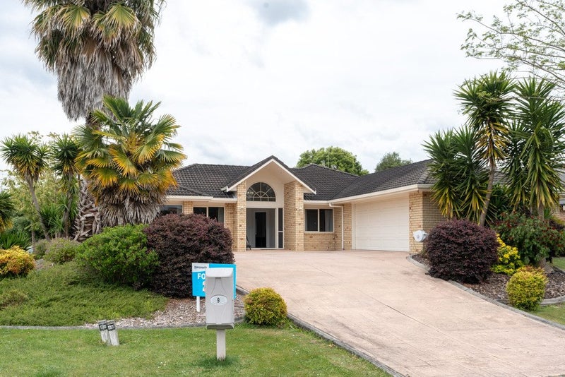 9 Haswell Place, Huntington, Hamilton - Carousel 2