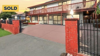 1B Aspiring Avenue, Clover Park, Auckland - Carousel 1