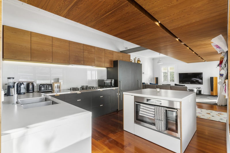 21A Shaw Street, Sandringham, Auckland - Carousel 1