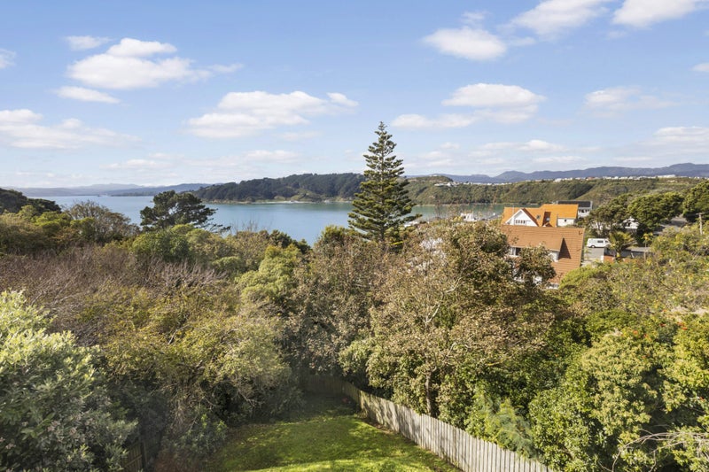 122 Te Anau Road, Hataitai, Wellington - Carousel 2