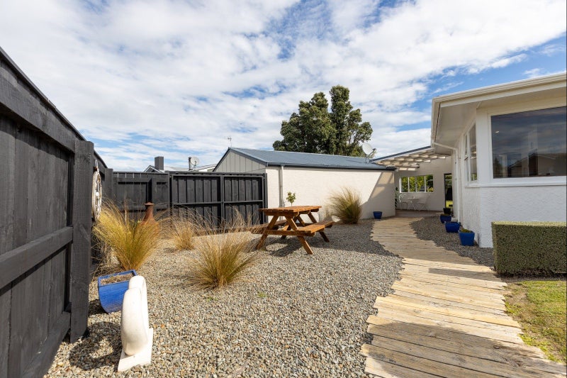282 Tremaine Avenue, Takaro, Palmerston North - Carousel 2