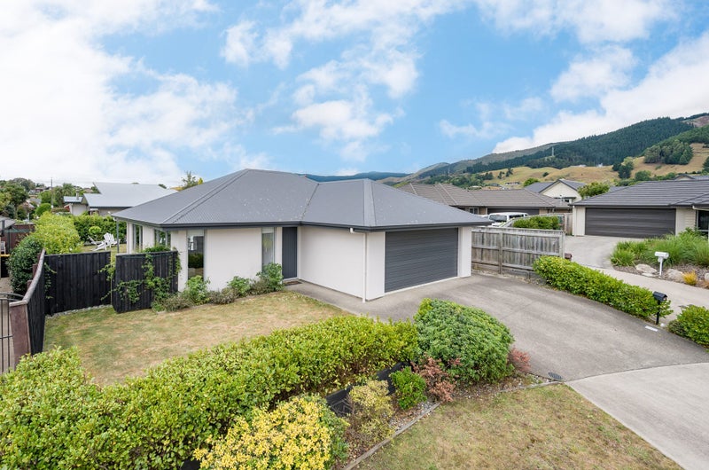 15 Brover Crescent, Richmond - Carousel 1