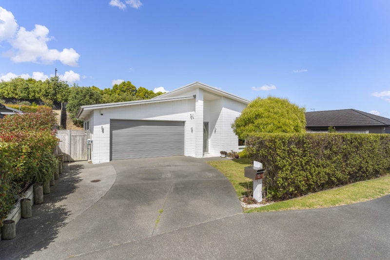 33 Kaiawa Street, Beachlands, Auckland - Carousel 1