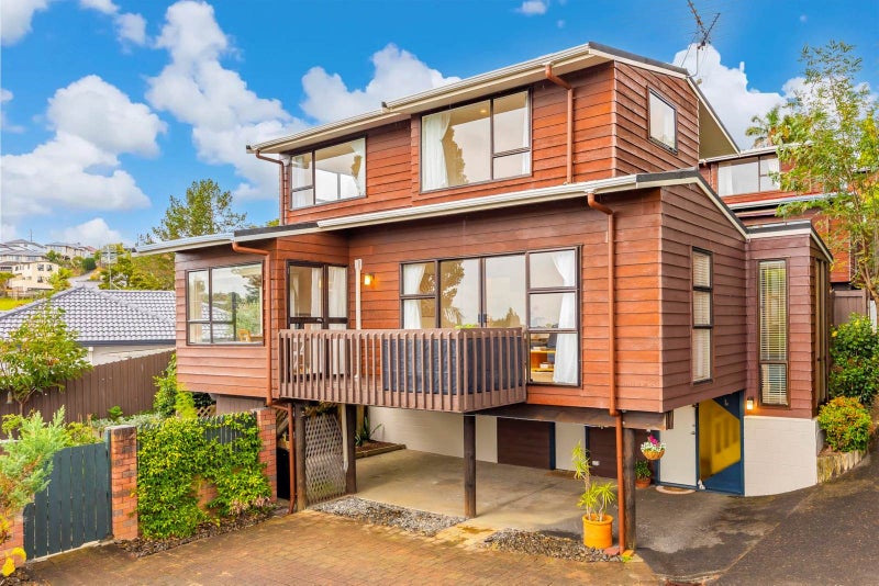 1/78 Velma Road, Hillcrest, Auckland - Carousel 1