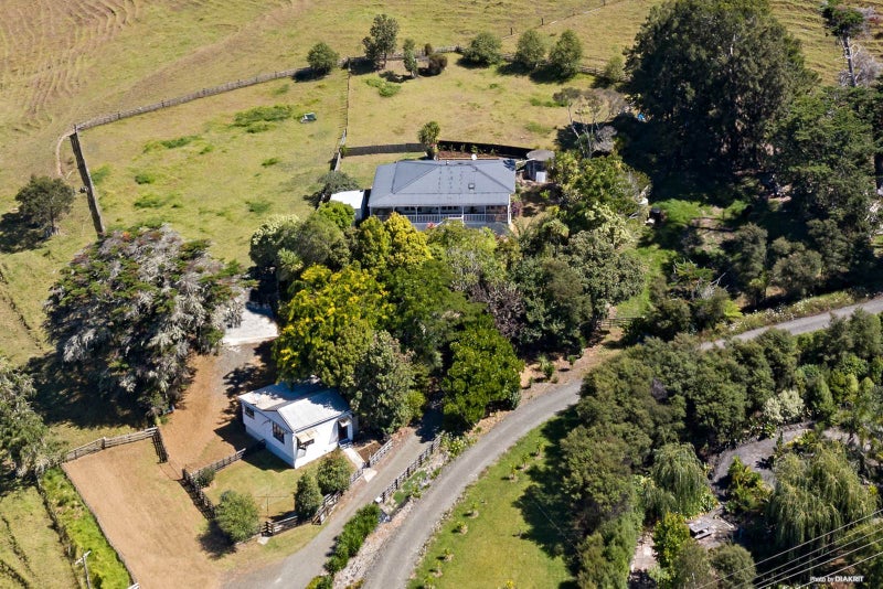 320 Kaipara Coast Highway, Kaukapakapa - Carousel 1