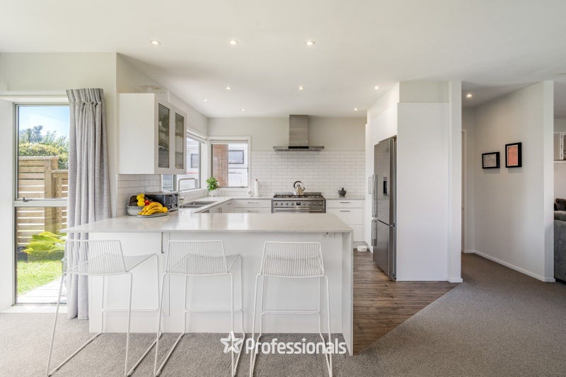 310 Manly Street, Paraparaumu Beach, Paraparaumu - Carousel 2