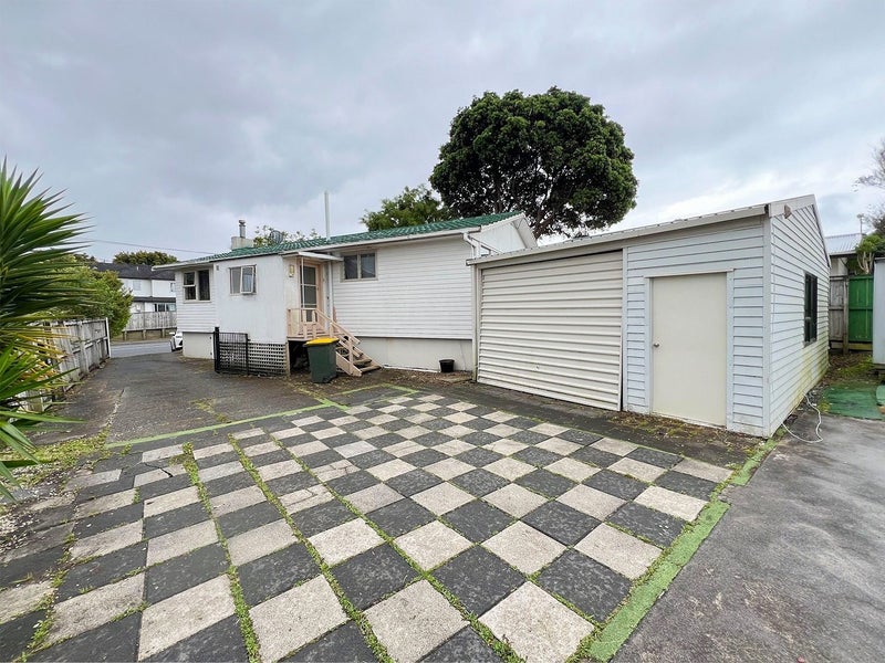 12 Greville Road, Pinehill, Auckland - Carousel 7