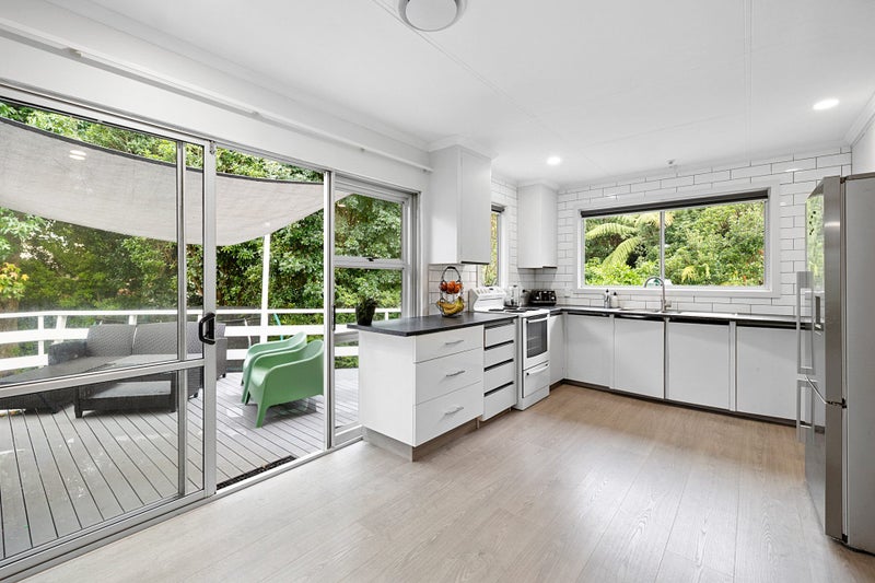 79A Pembroke Street, Westown, New Plymouth - Carousel 2