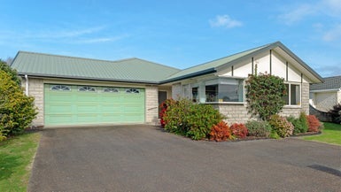 56 Potae Avenue, Lytton West, Gisborne - Carousel 1