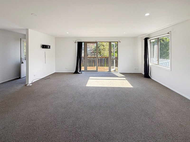 69 Main Road, Wainuiomata, Lower Hutt - Carousel 2