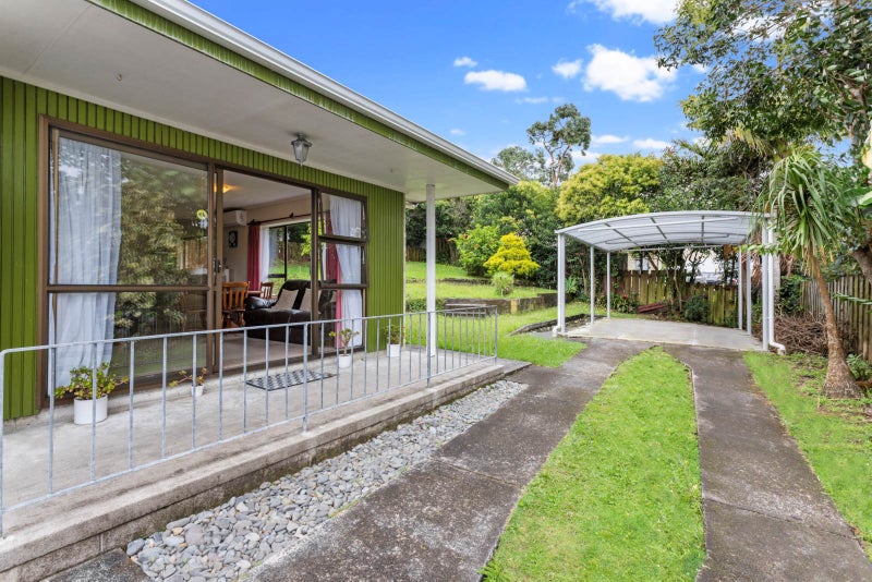 2/10 Metric Place, Te Atatu South, Auckland - Carousel 2