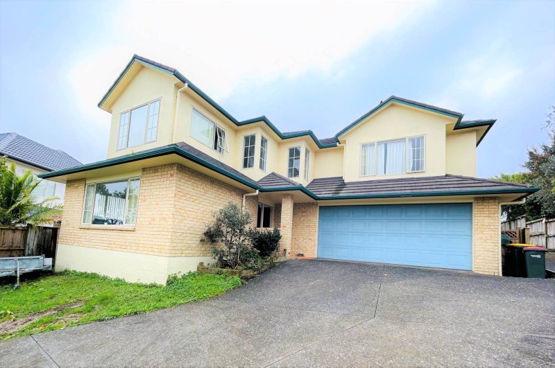 11 Belsera Court, Northpark, Auckland - Carousel 1