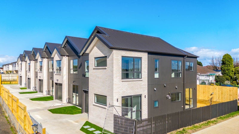 5 Margan Avenue, Papatoetoe, Auckland - Carousel 1