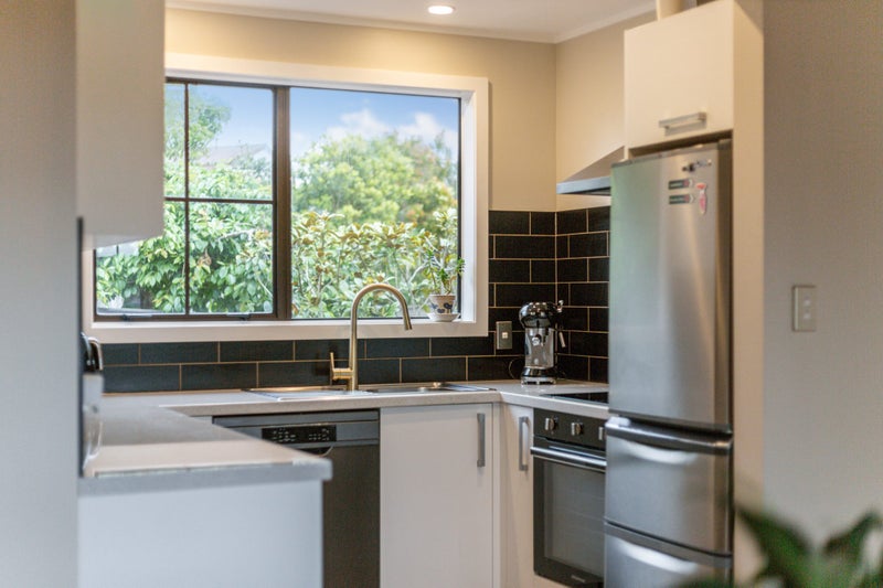 1 Underwood Way, Churton Park, Wellington - Carousel 2