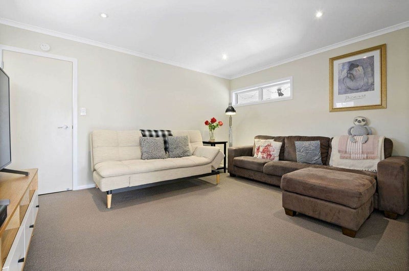 7 Pine Terrace, Howick, Auckland - Carousel 11