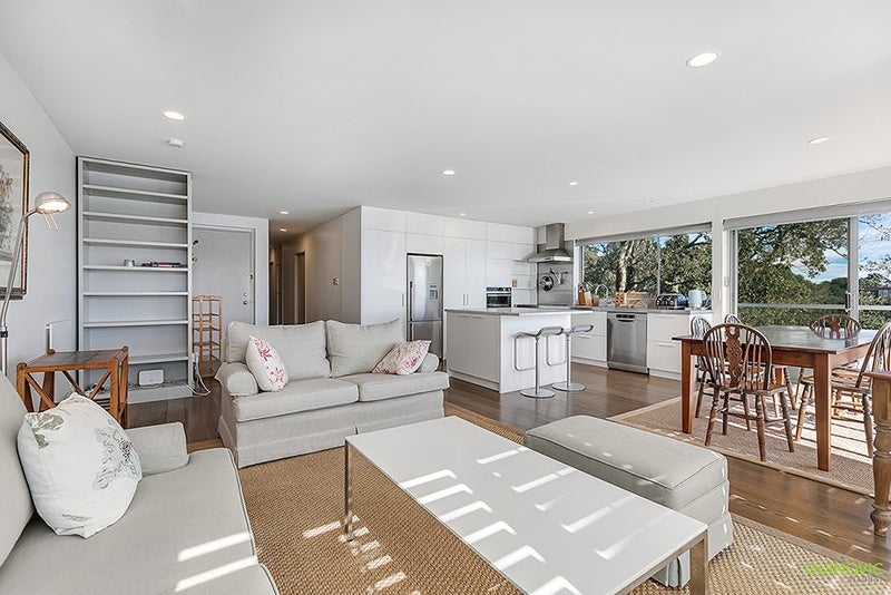 9/69 Hamilton Road, Herne Bay, Auckland - Carousel 2