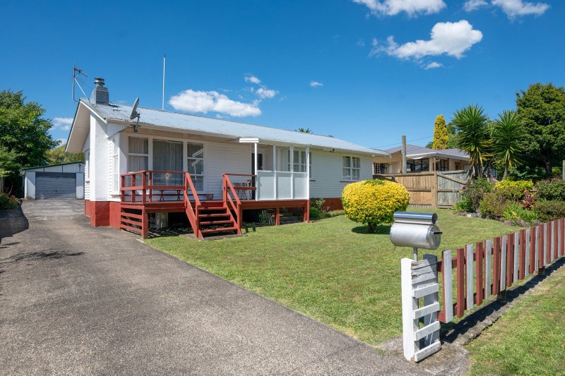 10 Brent Road, Owhata, Rotorua - Carousel 1