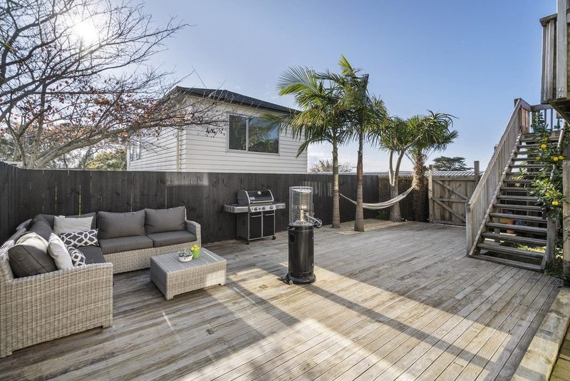 264 Sunset Road, Windsor Park, Auckland - Carousel 2