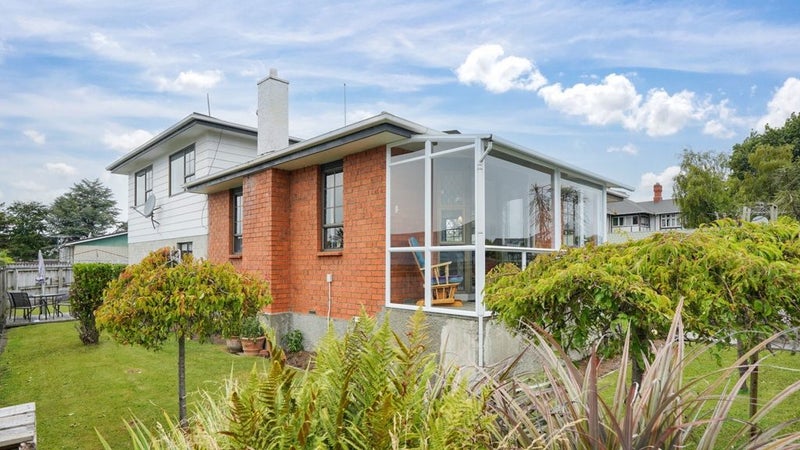 202 Elles Road, Strathern, Invercargill - Carousel 1