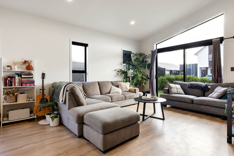 4 Keyes Street, Chartwell, Hamilton - Carousel 2