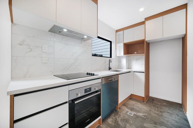 32 Alton Avenue, Hillcrest, Auckland - Carousel 2