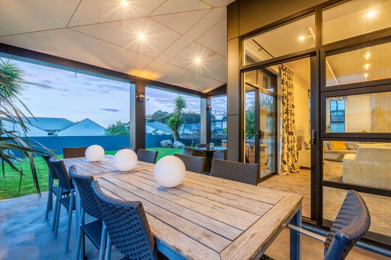 6 Greenstone Place, Aotea, Porirua - Carousel 1