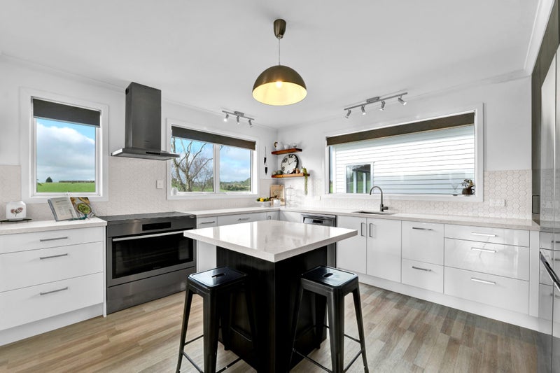 71 Hursthouse Road, Tarurutangi, New Plymouth - Carousel 2