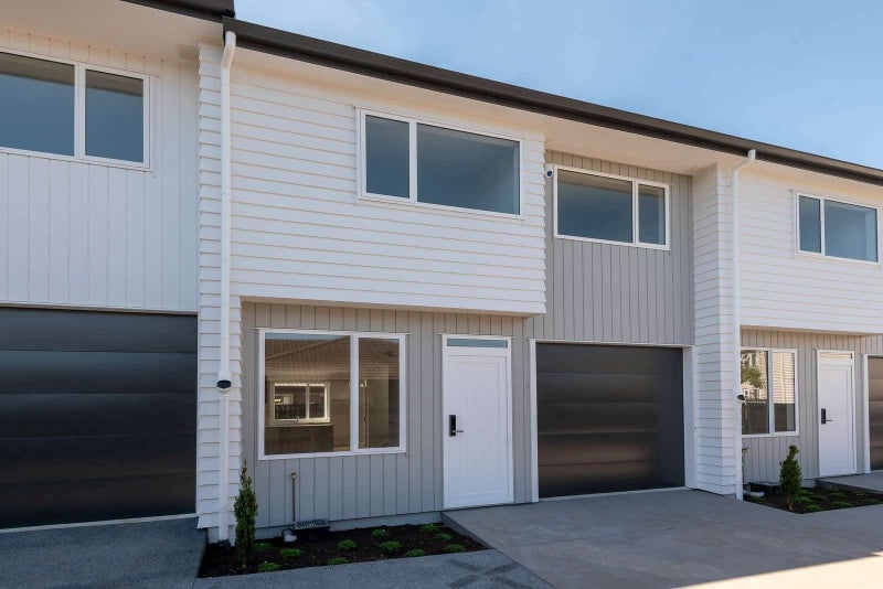 5/27 Dunkirk Road, Panmure, Auckland - Carousel 1