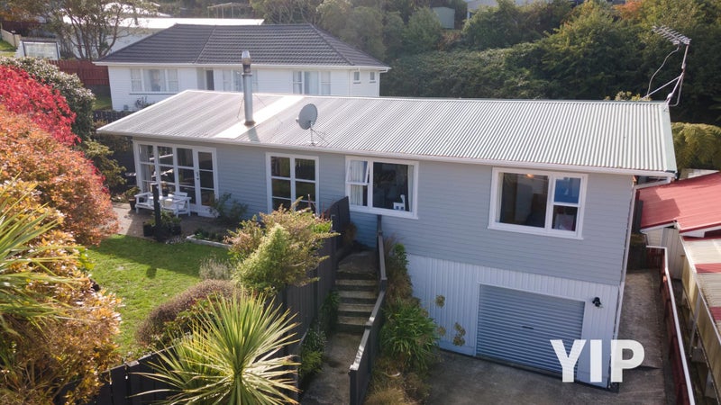 36 Batchelor Street, Newlands, Wellington - Carousel 2