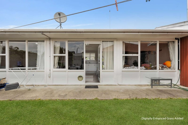 2/86 Weld Street, Redwoodtown, Blenheim - Carousel 1