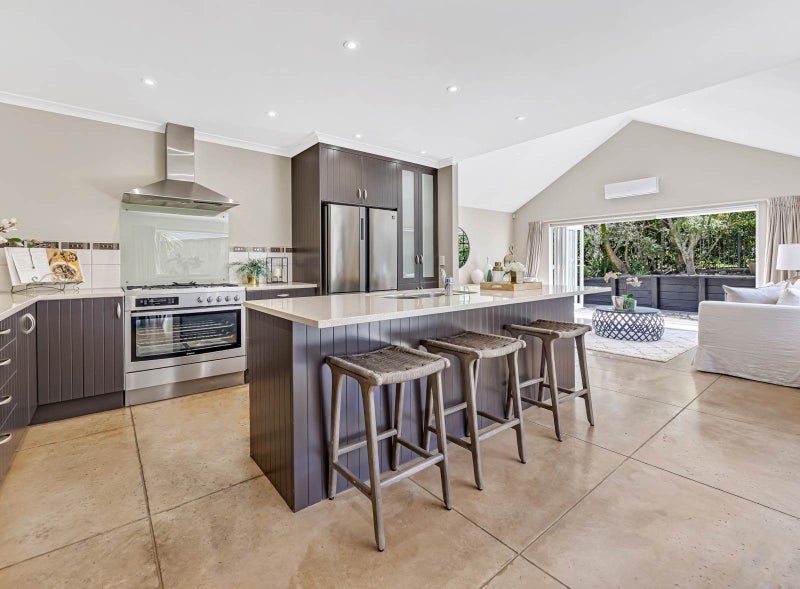 54 English Oak Drive, Schnapper Rock, Auckland - Carousel 2