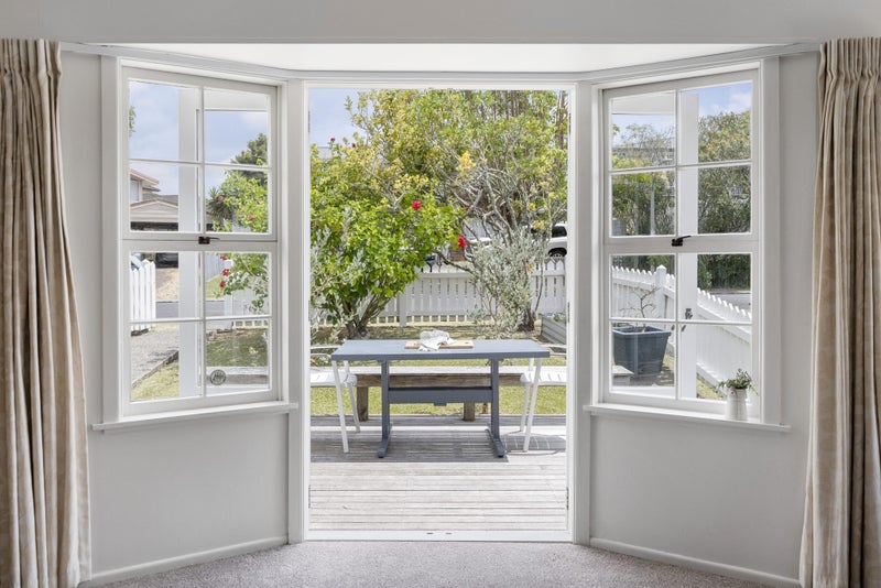 1/44 Holland Road, Hillcrest, Auckland - Carousel 2