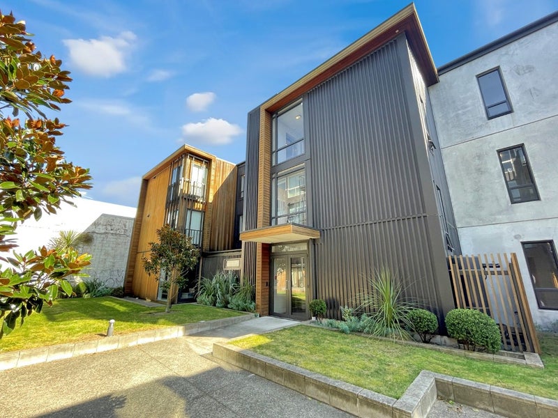 304/41 Hopper Street, Mount Cook, Wellington - Carousel 1