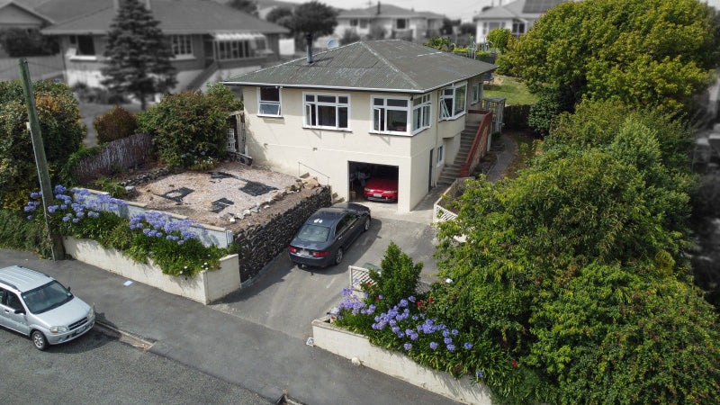 69 Tamar Street, South Hill, Oamaru - Carousel 1