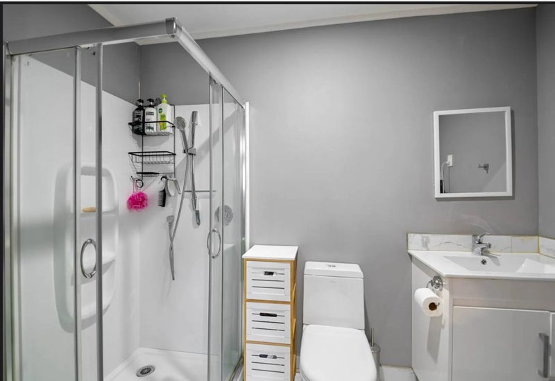 8 Hyperion Drive, Randwick Park, Auckland - Carousel 9