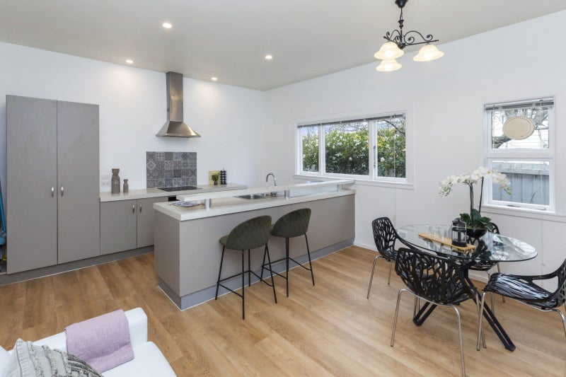 18 Sullivan Avenue, Woolston, Christchurch - Carousel 2