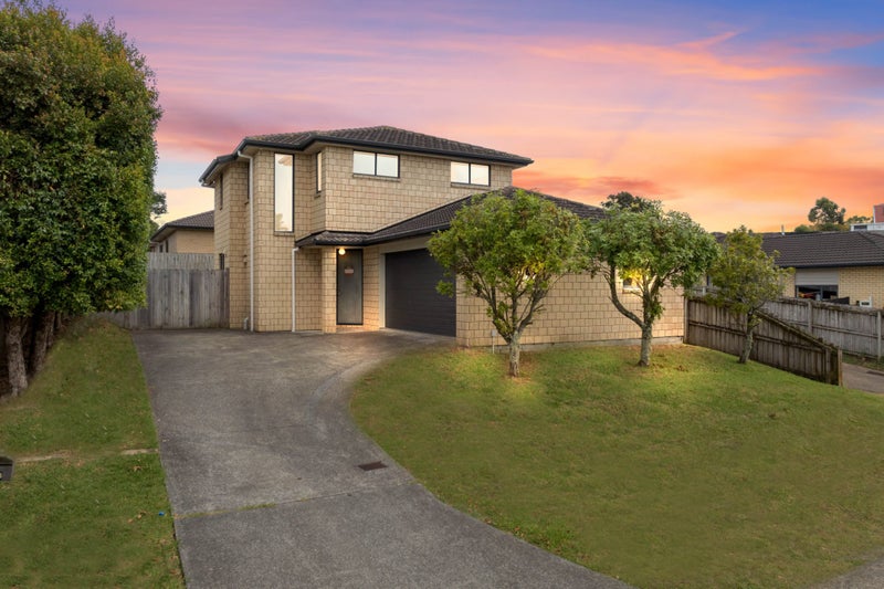 33 Cityview Place, Massey, Auckland - Carousel 1