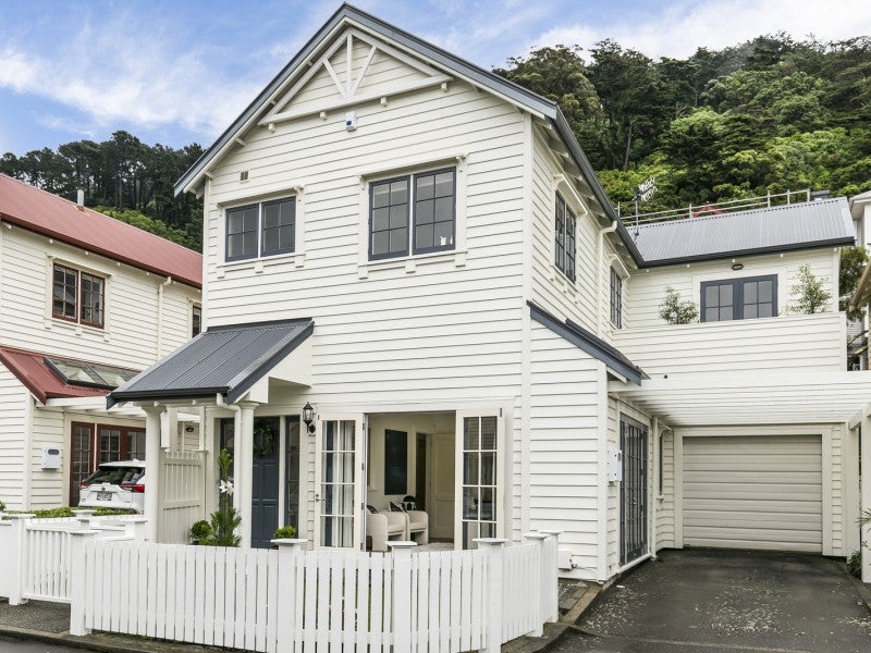 31 Goring Street, Thorndon, Wellington - Carousel 1