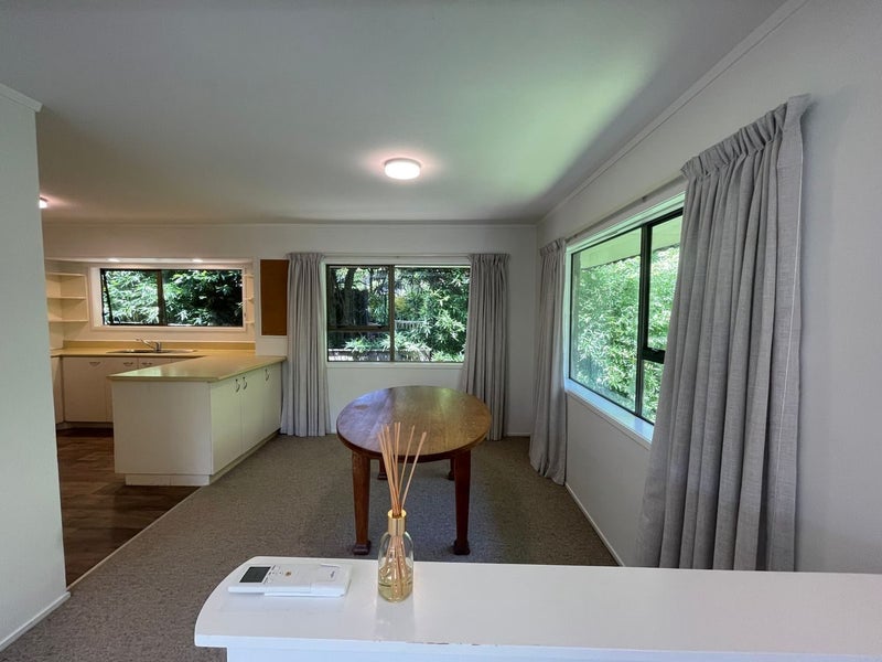 2/246 Beach Road, Campbells Bay, Auckland - Carousel 2
