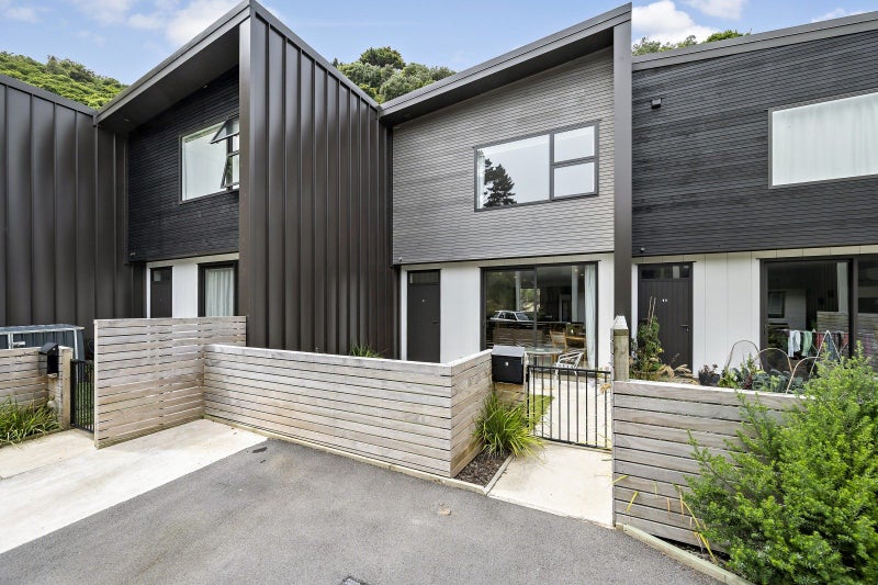 9 Rua Kai WAY, Brooklyn, Wellington - Carousel 2