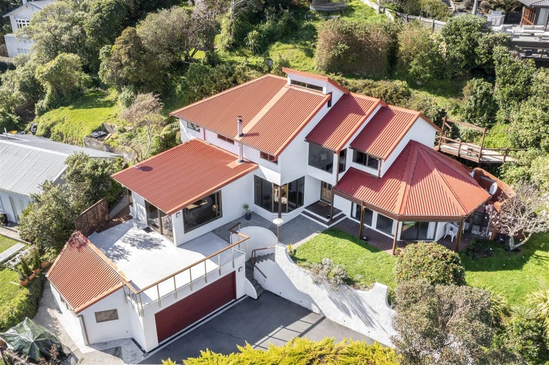 146 Motuhara Road, Plimmerton, Porirua - Carousel 1