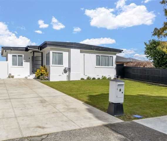 6 Hudson Avenue, Ebdentown, Upper Hutt - Carousel 1