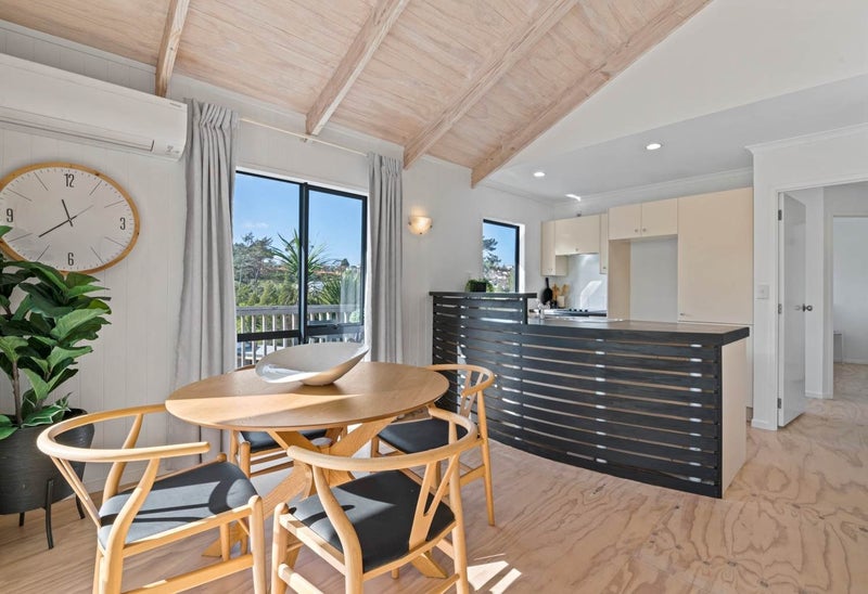 7A Erica Road, Sunnynook, Auckland - Carousel 2