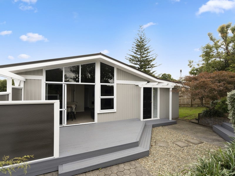 17 Durham Avenue, Welbourn, New Plymouth - Carousel 2