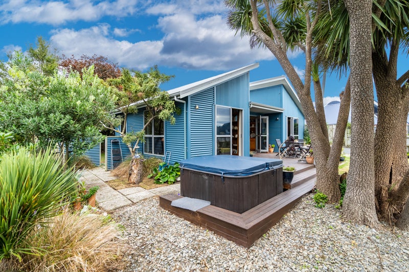 9 Landreth Street, Portobello, Dunedin - Carousel 2