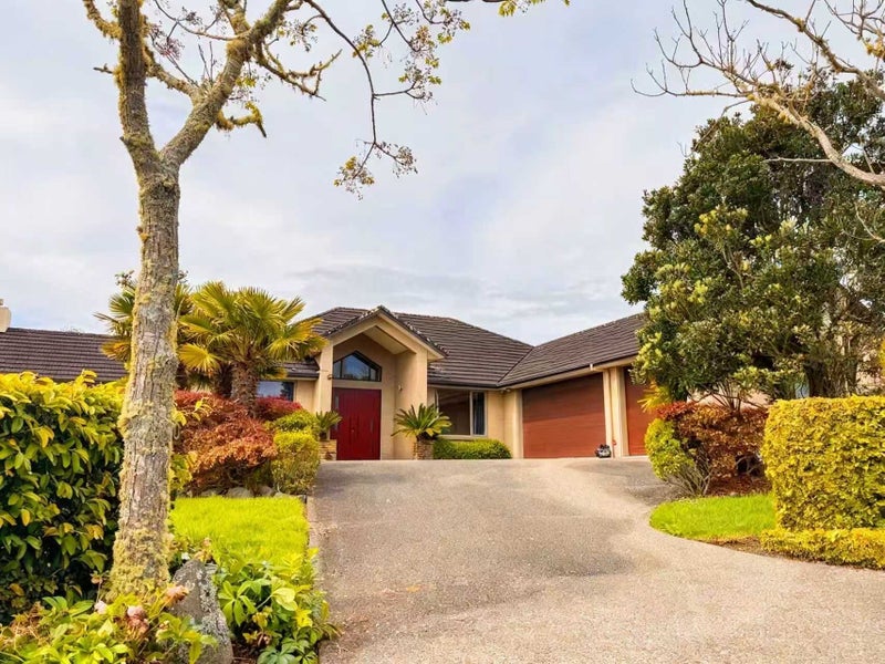 10 Whiteways Drive, Albany - Carousel 1