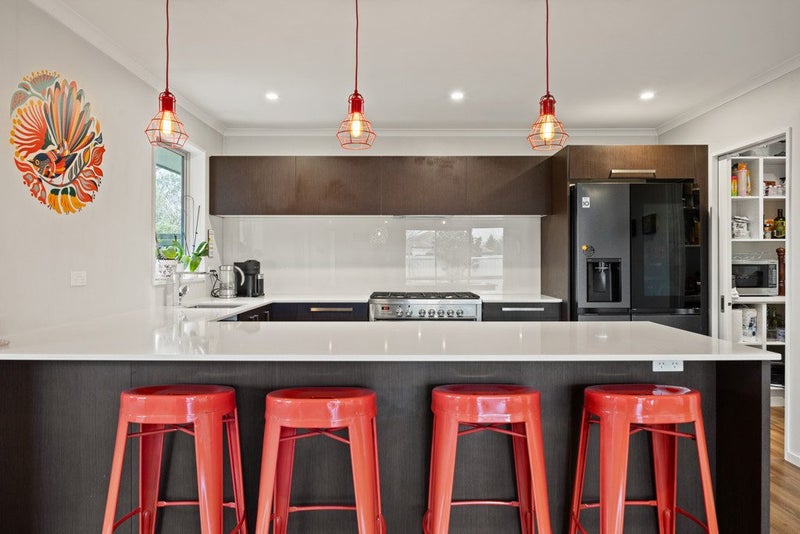 20 Rue de la Mare, Parklands, Christchurch - Carousel 2