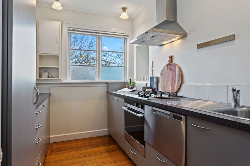 3/46 Fendalton Road, Fendalton, Christchurch - Carousel 2