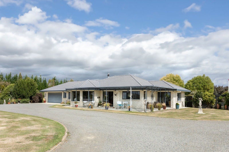 28 Cowper Side Road, Dannevirke - Carousel 2