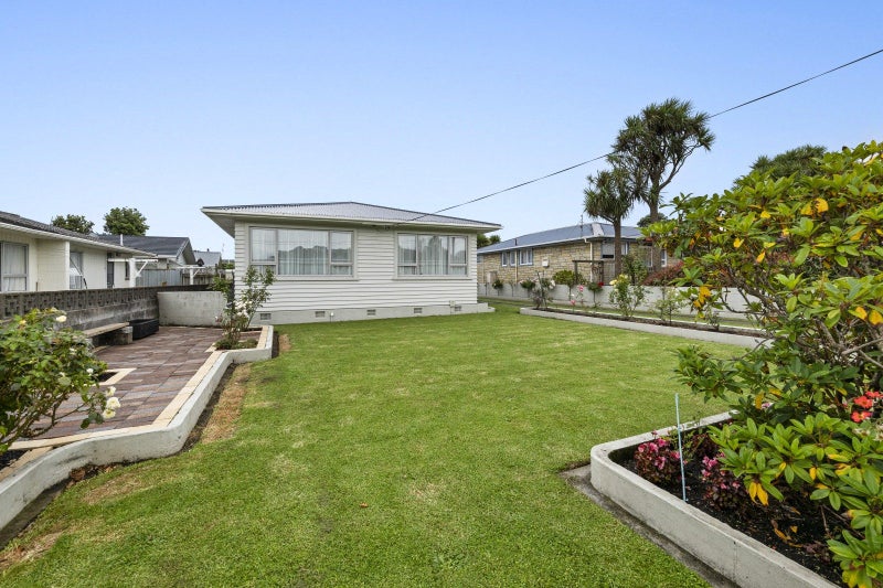 122 Ngamotu Road, Spotswood, New Plymouth - Carousel 2